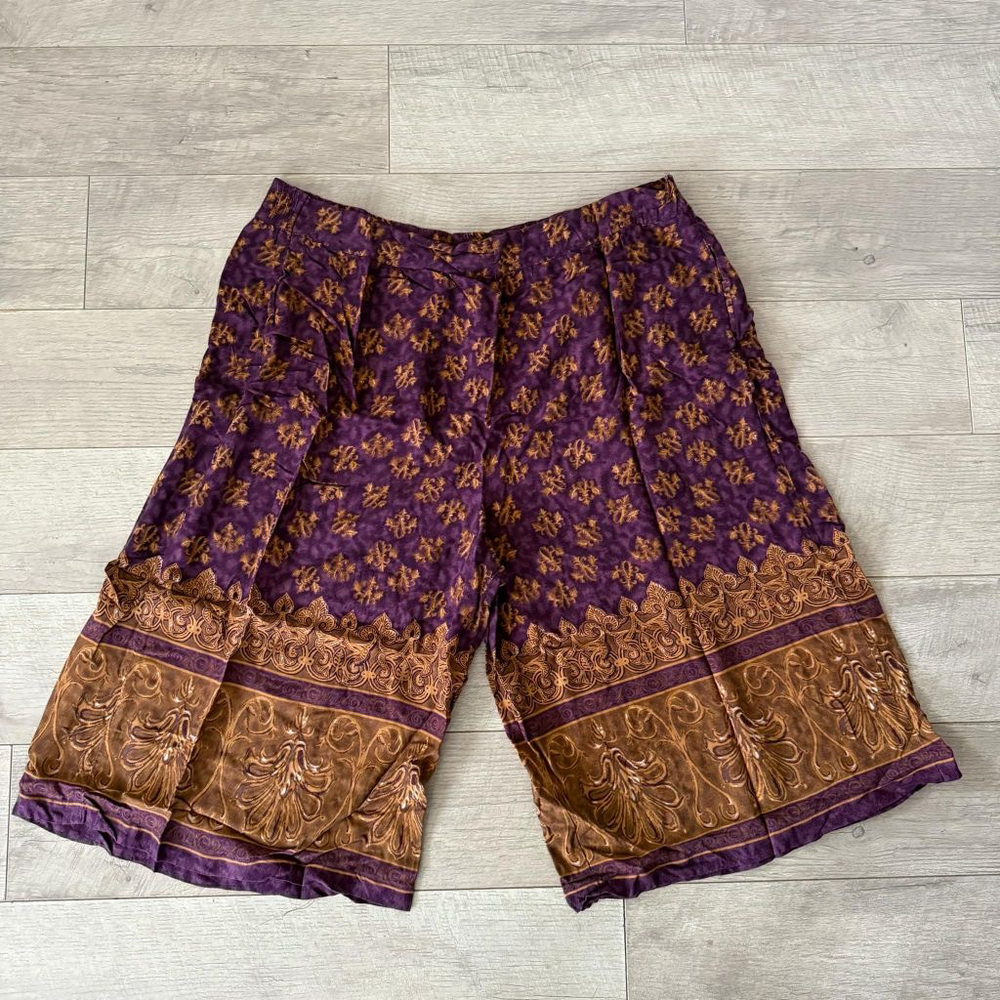 Women's Maggie Lawrence Shorts Size 18/20 Purple Brown Patterned